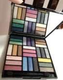 Kit de Maquiagem Jasmyni 27 cores 3D