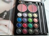 Kit de Maquiagem de Sombra 3D + Blush Macrialan